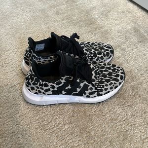 Adidas Swift Run Sneakers